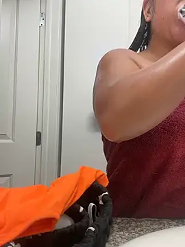 Snapshot of Bubbleliyah chatting on March 1, 2026, 10:59 am Bubbleliyah online show from March 1, 2026, 10:59 am