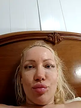 SofiaJoy online show from July 31, 2026, 10:18 pm