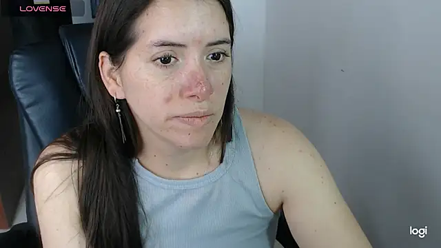 Snapshot of spicey_latina chatting on May 26, 2026, 3:43 pm spicey latina online show from May 26, 2026, 3:43 pm