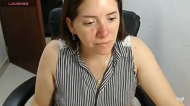 spicey latina online show from July 20, 2026, 11:29 pm