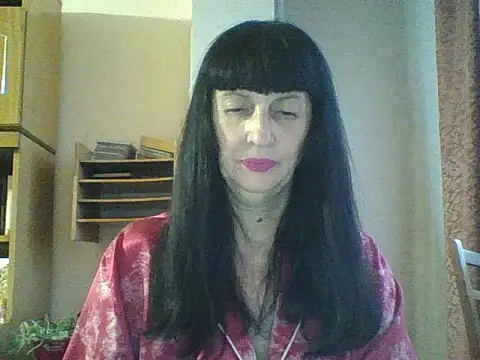 MelanyBanks online show from November 15, 2025, 1:59 pm