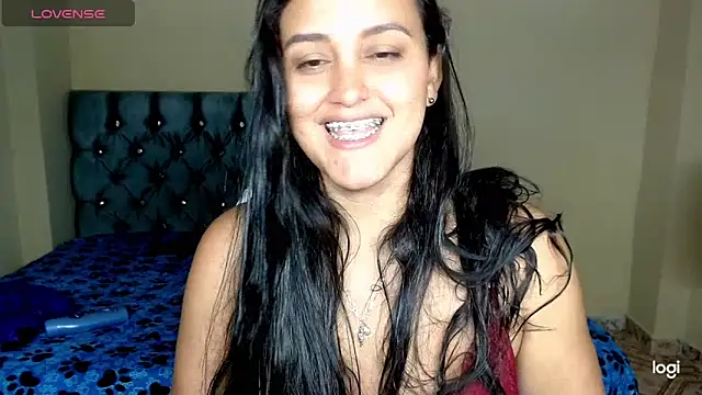 sexy nurse  online show from February 7, 2025, 4:48 am