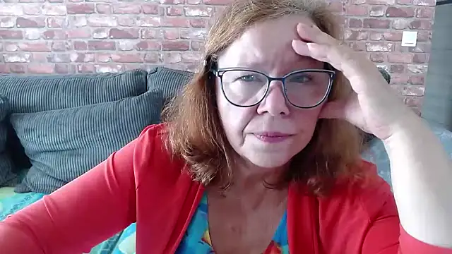 Adelewildx online show from September 27, 2025, 10:21 am