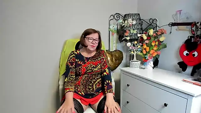 Adelewildx online show from June 15, 2026, 2:45 am