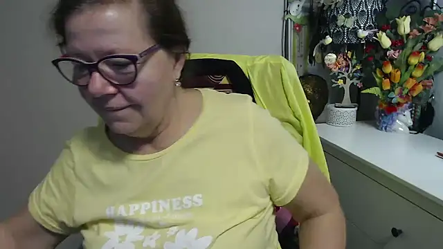 Adelewildx online show from March 12, 2026, 4:40 am