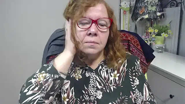 Adelewildx online show from November 4, 2025, 4:05 am