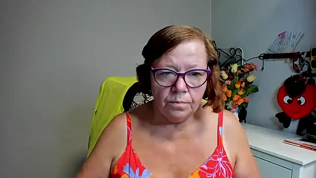 Snapshot of Adelewildx chatting on June 29, 2026, 1:23 am Adelewildx online show from June 29, 2026, 1:23 am
