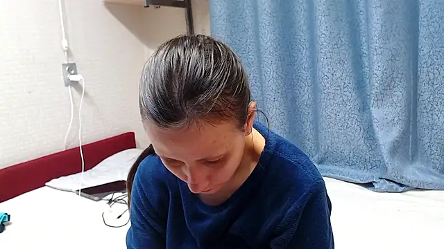 Snapshot of alisacucumber chatting on October 26, 2025, 5:02 pm alisacucumber online show from October 26, 2025, 5:02 pm