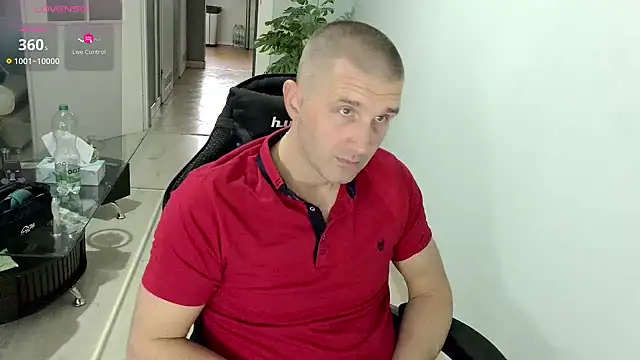 Snapshot of Maribor chatting on October 14, 2025, 1:23 pm Maribor online show from October 14, 2025, 1:23 pm