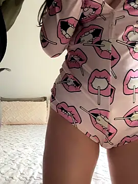 Snapshot of couplepenetration chatting on October 16, 2025, 8:11 am couplepenetration online show from October 16, 2025, 8:11 am