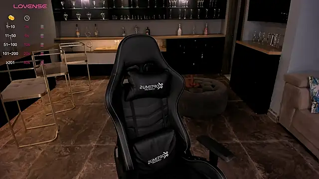 KylaMorrison online show from March 13, 2026, 11:26 am