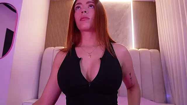 emyli sw  online show from March 21, 2026, 3:08 am