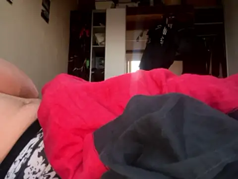 Chris-LE91 online show from January 18, 2026, 7:01 am