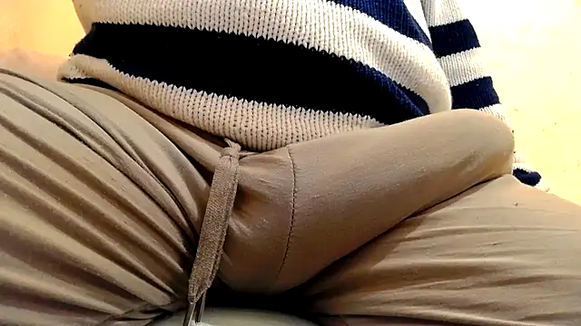 Snapshot of gae89tano chatting on March 14, 2026, 10:54 am gae89tano online show from March 14, 2026, 10:54 am