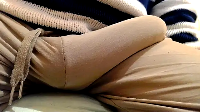 Snapshot of gae89tano chatting on March 16, 2026, 8:00 pm gae89tano online show from March 16, 2026, 8:00 pm