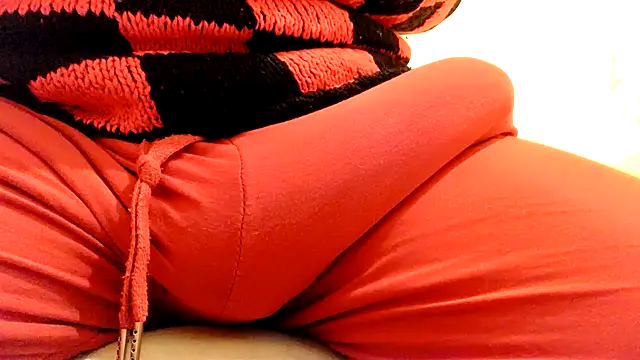 Snapshot of gae89tano chatting on March 1, 2026, 10:54 pm gae89tano online show from March 1, 2026, 10:54 pm