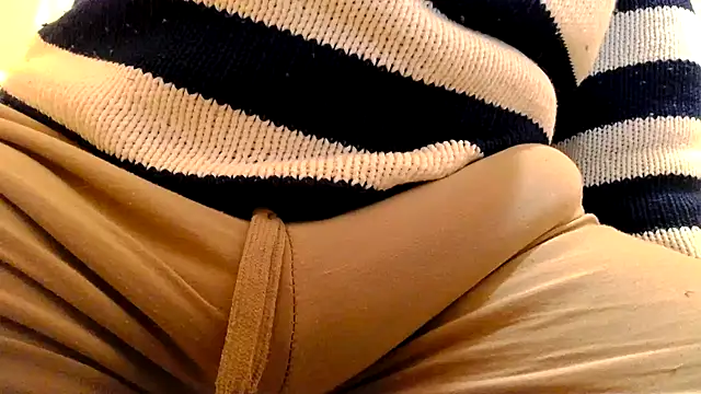 Snapshot of gae89tano chatting on March 4, 2026, 9:39 am gae89tano online show from March 4, 2026, 9:39 am