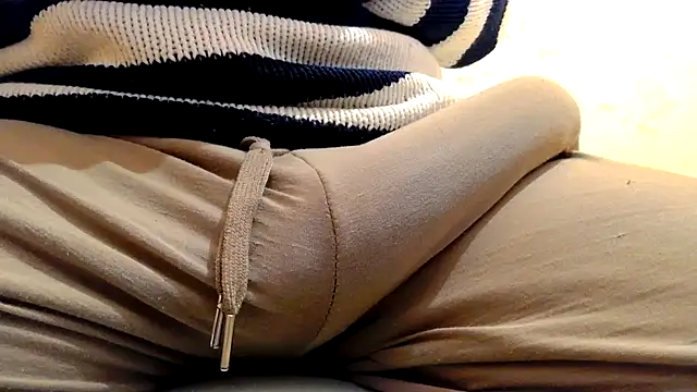 Snapshot of gae89tano chatting on March 7, 2026, 8:10 am gae89tano online show from March 7, 2026, 8:10 am