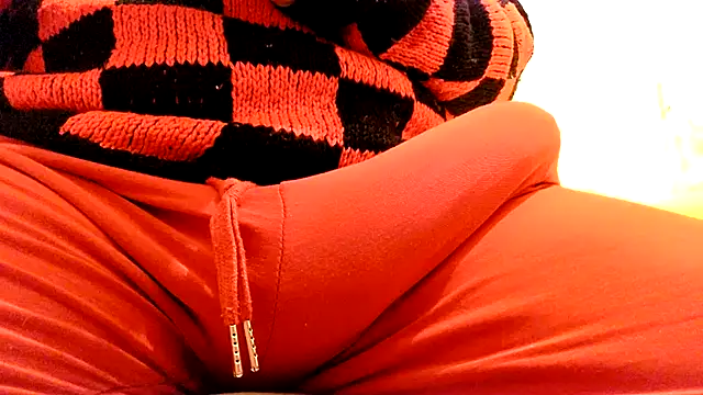 Snapshot of gae89tano chatting on February 14, 2026, 8:47 am gae89tano online show from February 14, 2026, 8:47 am