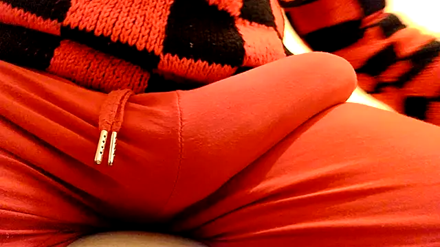 Snapshot of gae89tano chatting on February 26, 2026, 8:14 am gae89tano online show from February 26, 2026, 8:14 am