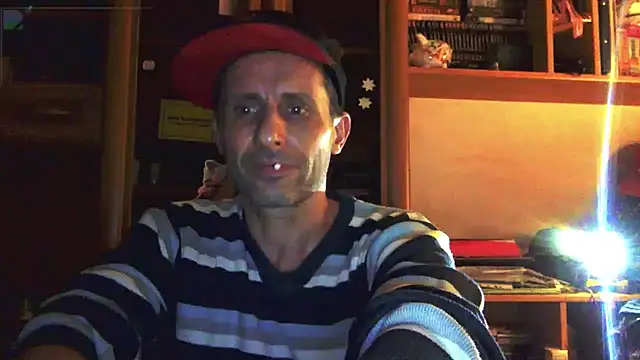 FireFox Feel online show from November 7, 2025, 7:29 pm