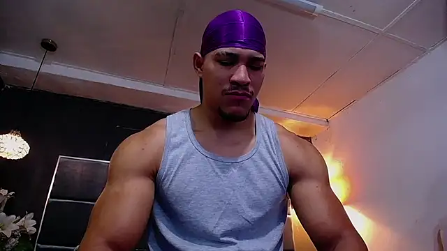 Snapshot of teddyfit19cm chatting on October 17, 2025, 1:24 pm teddyfit19cm online show from October 17, 2025, 1:24 pm