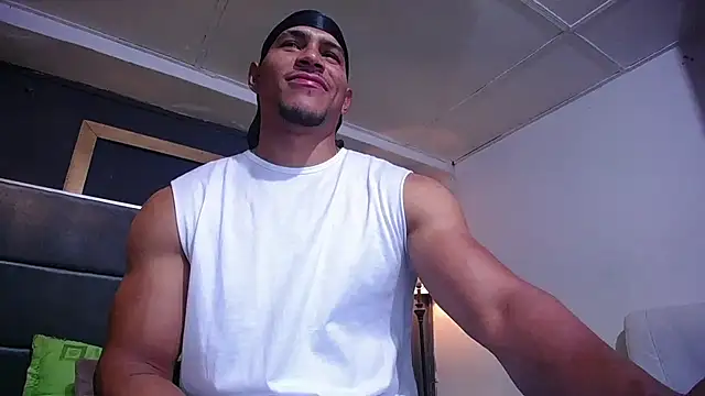 Snapshot of teddyfit19cm chatting on May 30, 2026, 1:23 am teddyfit19cm online show from May 30, 2026, 1:23 am