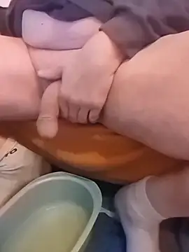 Snapshot of MarcMall chatting on November 20, 2025, 7:14 pm MarcMall online show from November 20, 2025, 7:14 pm