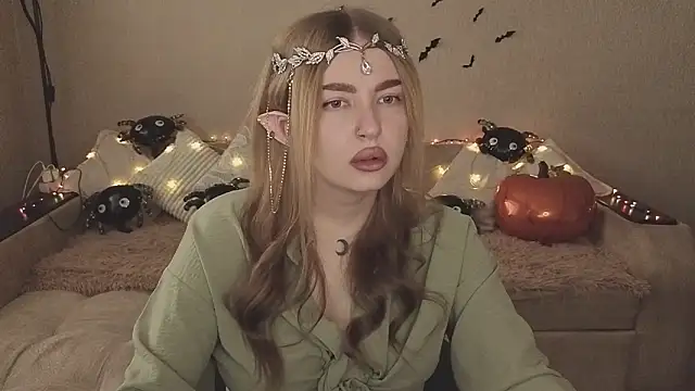 ViolettaLopez online show from October 31, 2025, 11:18 am