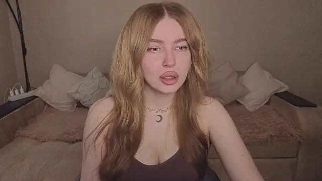 Snapshot of ViolettaLopez chatting on May 12, 2026, 3:07 pm ViolettaLopez online show from May 12, 2026, 3:07 pm