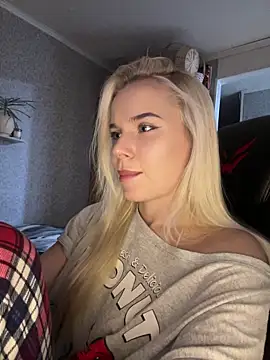 Snapshot of SIMBA_BOS chatting on December 15, 2025, 2:50 am SIMBA BOS online show from December 15, 2025, 2:50 am