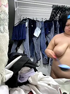 AshlyRouse online show from September 19, 2025, 12:14 am