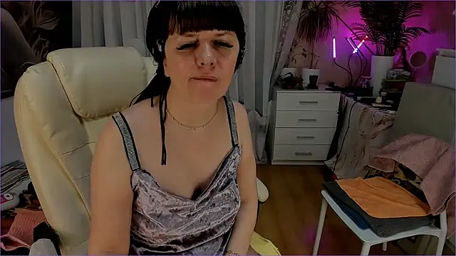 Snapshot of Cutie_orgasm chatting on July 6, 2026, 7:05 pm Cutie orgasm online show from July 6, 2026, 7:05 pm