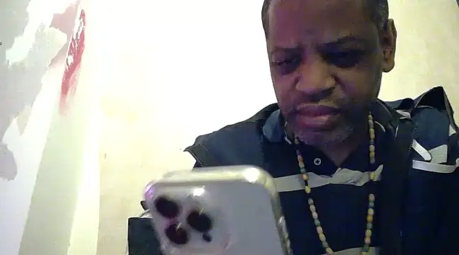 Snapshot of alfiebrown007 chatting on March 13, 2025, 2:38 am alfiebrown007 online show from March 13, 2025, 2:38 am