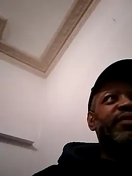 Snapshot of alfiebrown007 chatting on February 28, 2026, 7:19 am alfiebrown007 online show from February 28, 2026, 7:19 am