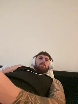 Snapshot of Cata9407 chatting on December 14, 2025, 12:00 pm Cata9407 online show from December 14, 2025, 12:00 pm