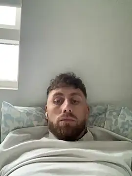 Snapshot of Cata9407 chatting on November 30, 2025, 11:33 am Cata9407 online show from November 30, 2025, 11:33 am