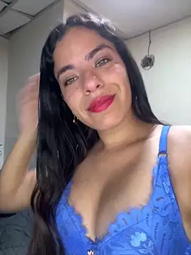 roman and jessie online show from March 3, 2026, 6:42 am