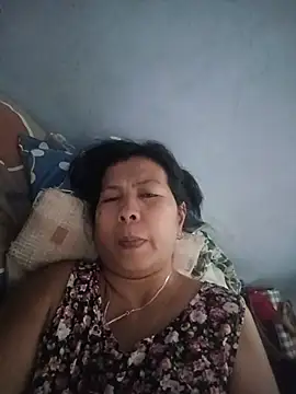 Snapshot of TropicalFlower chatting on July 2, 2026, 4:18 am TropicalFlower online show from July 2, 2026, 4:18 am