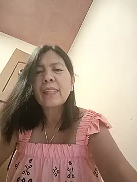 Snapshot of TropicalFlower chatting on August 1, 2026, 6:00 am TropicalFlower online show from August 1, 2026, 6:00 am