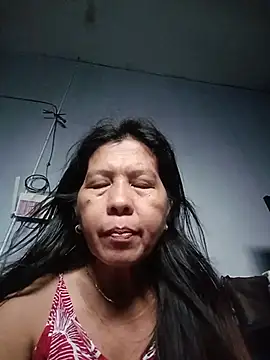 Snapshot of TropicalFlower chatting on July 12, 2026, 10:32 pm TropicalFlower online show from July 12, 2026, 10:32 pm