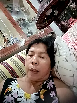 TropicalFlower online show from October 10, 2025, 4:02 am