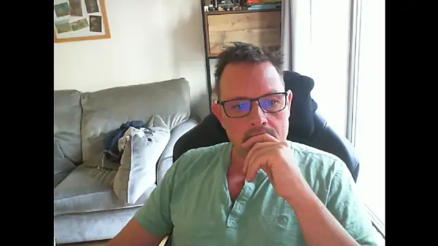 ZebedeePirate online show from March 22, 2025, 7:57 am