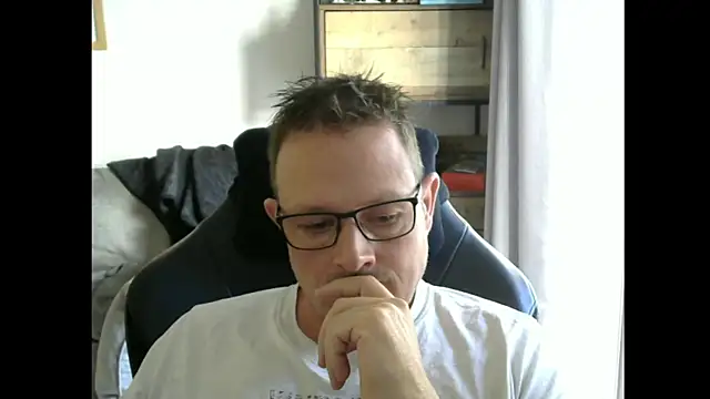 ZebedeePirate online show from September 29, 2025, 9:16 am