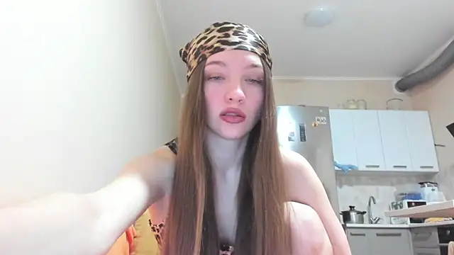 Snapshot of Naughty_Molly chatting on March 27, 2026, 4:30 pm Naughty Molly online show from March 27, 2026, 4:30 pm