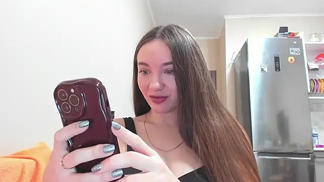 Snapshot of Naughty_Molly chatting on January 10, 2025, 2:34 pm Naughty Molly online show from January 10, 2025, 2:34 pm