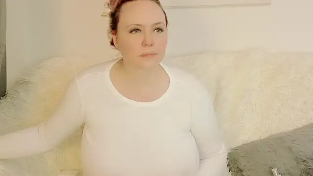 Sarah4you online show from July 6, 2026, 8:44 pm