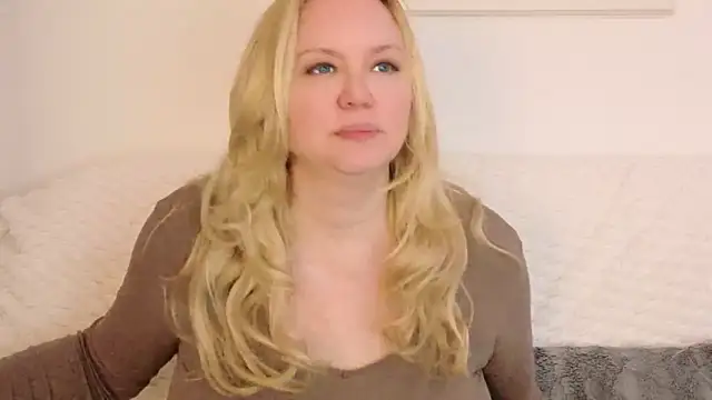 Sarah4you online show from November 29, 2025, 9:48 pm