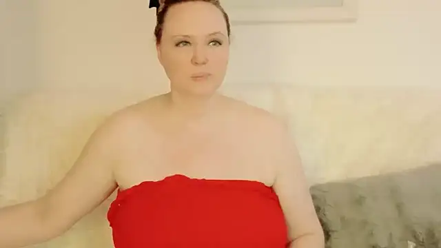 Sarah4you online show from July 12, 2026, 8:31 pm