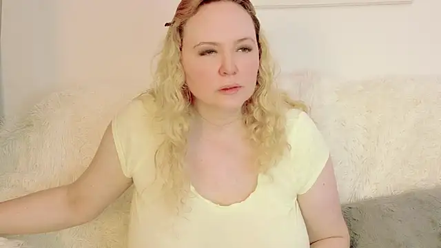 Sarah4you online show from June 30, 2026, 8:42 pm